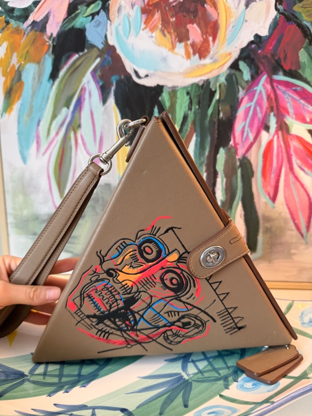 Rare COACH X JEAN MICHEL BASQUIAT TRIANGLE RUNWAY BAG 24 7039 LIM EDITION 7039